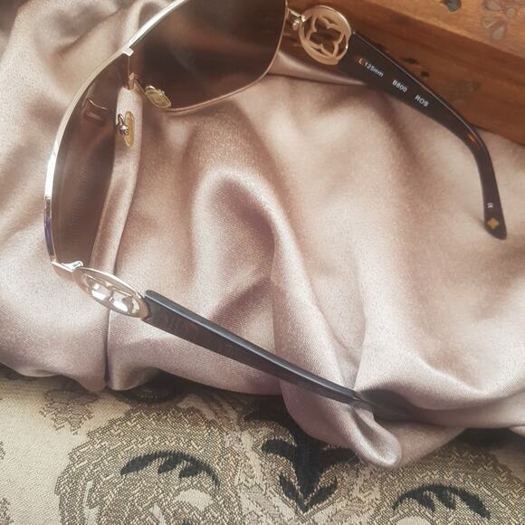 BCBGMAXAZRIA sunglasses main image 4